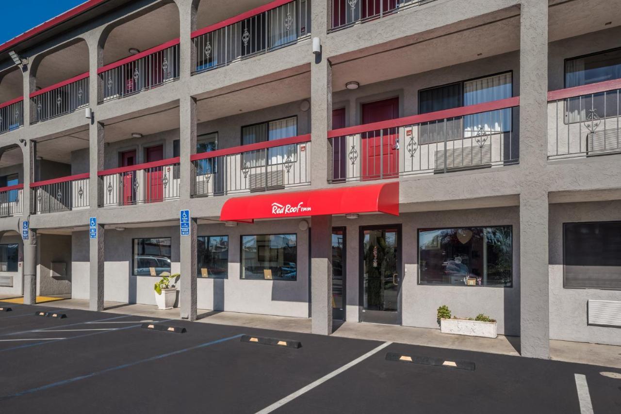 Red Roof Inn Stockton Bagian luar foto