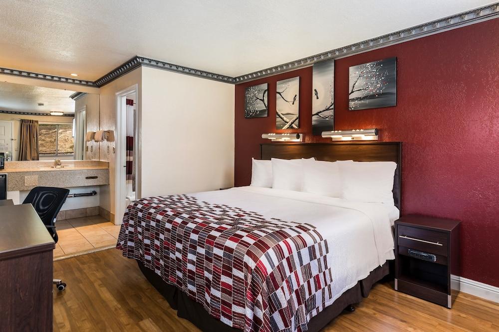 Red Roof Inn Stockton Bagian luar foto